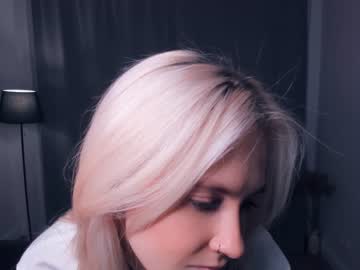 girl cam all day sellar_moon image #5600945