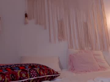 girl cam all day _milkyway image #4080559