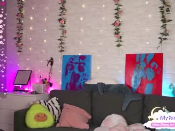 girl cam all day holliwould_ image #2343484