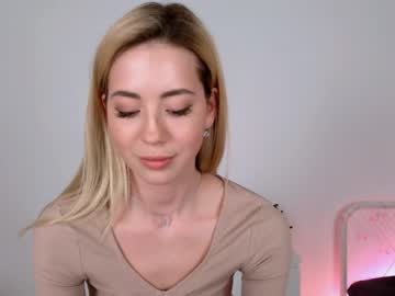 girl cam all day emmi_rosee image #1458503