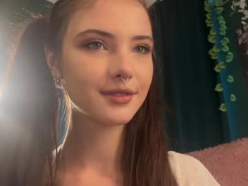 girl cam all day bmwm5f90 image #9549662