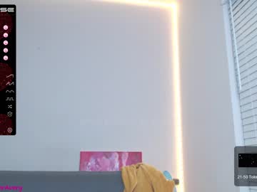 girl cam all day petitebrat image #3119503