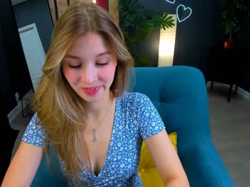 girl cam all day milablush image #4367576