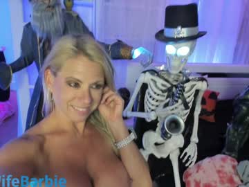girl cam all day wildwifebarbie image #8130902