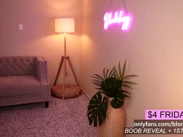 girl cam all day blondiekayy image #2388107