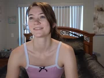 girl cam all day katynowhere image #7403166