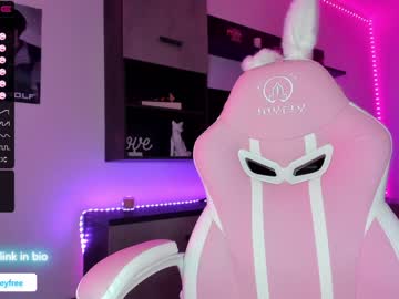 girl cam all day xxxhoneyxx image #4437636