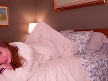 girl cam all day innocentprovenguilty image #5777577