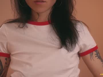girl cam all day ambientink image #3112913