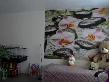 girl cam all day jennycutey image #7997820