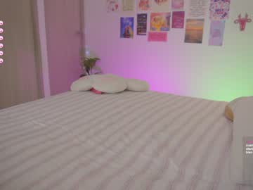 girl cam all day mila_1 image #5820666