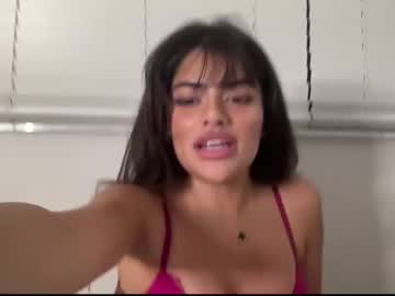 girl cam all day poutyselena image #7862258