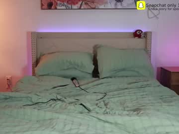 couple cam all day ari_lovexo image #7304970