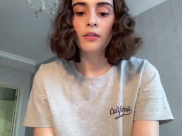 girl cam all day wonderland_stia image #9123793