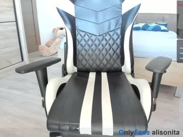 girl cam all day daddysprincess7 image #2699273