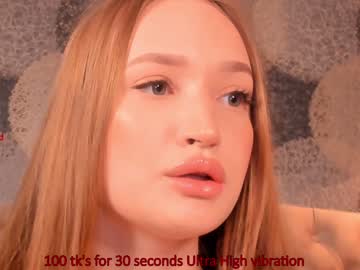 girl cam all day crystalreves image #469575