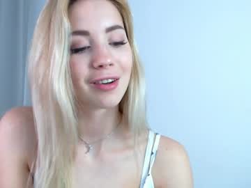 girl cam all day emmi_rosee image #1055485