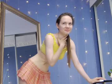 girl cam all day kriskras__ image #4851902