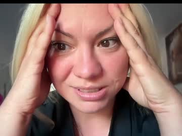 girl cam all day kiradivine image #7517479