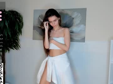 girl cam all day elviachaplin image #6381795