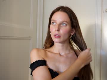 girl cam all day ellaa91 image #2615128