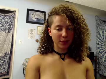 girl cam all day flowqueen image #2282311