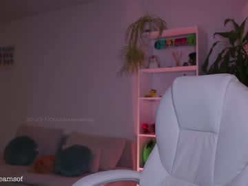 girl cam all day annie_dreams image #8513111