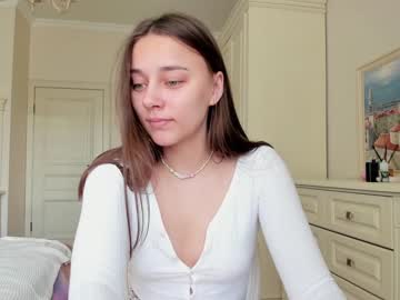 girl cam all day eleonora_linn image #2347320