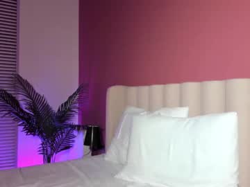 girl cam all day smiling_princess image #3046964
