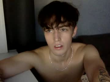 man cam all day nonrelevant01 image #316908