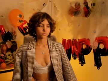 girl cam all day lenaelisabeth image #5611261
