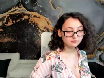 girl cam all day your_lilly_girl image #1996475