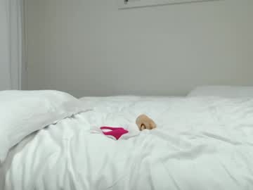 girl cam all day hornypetitegirl77 image #2993488