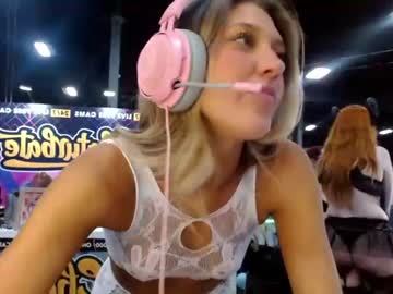 girl cam all day addisonvodka image #2946120