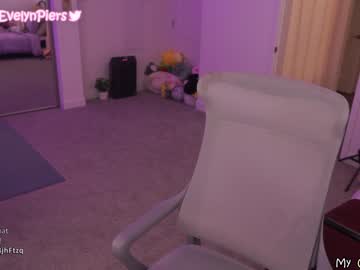 girl cam all day evelynpiers image #2482750