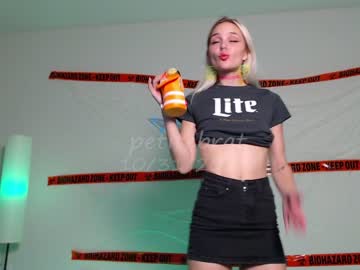 girl cam all day petitebrat image #5603543