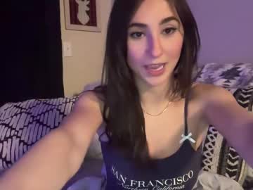 girl cam all day peachyflowers image #8830473