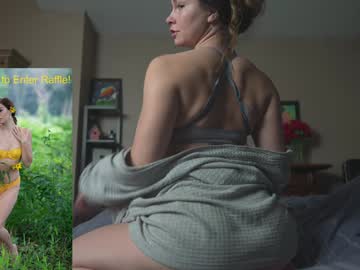 girl cam all day chroniclove image #9220241
