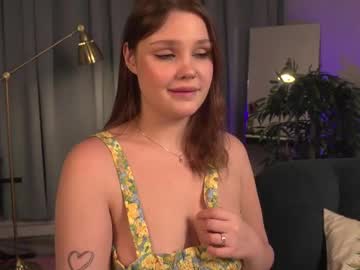girl cam all day steamedfishy image #8414180