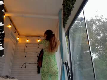 girl cam all day sassyt33n image #2762941
