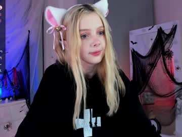 girl cam all day little_anitta image #8182284
