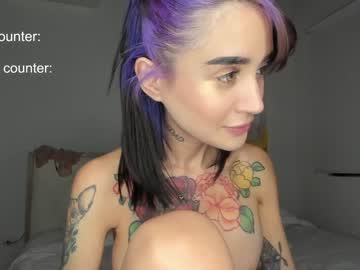girl cam all day lonelly_lolly98 image #7002711