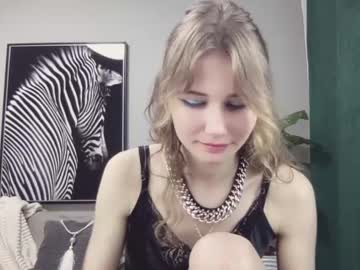 girl cam all day pae0n1a image #2730300