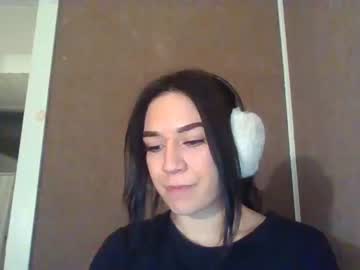 girl cam all day heidiknight555 image #3486274