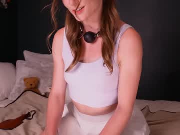 girl cam all day innocentprovenguilty image #4293794