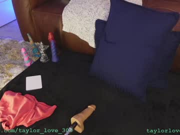 girl cam all day taylor_love_303 image #5642917