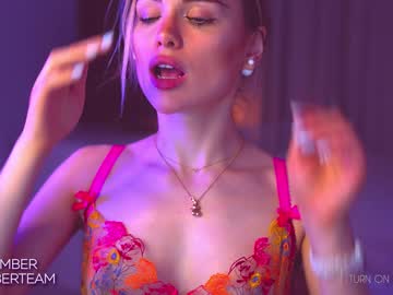 girl cam all day emmber image #2329960
