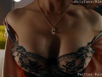 girl cam all day alejastorm image #8805689