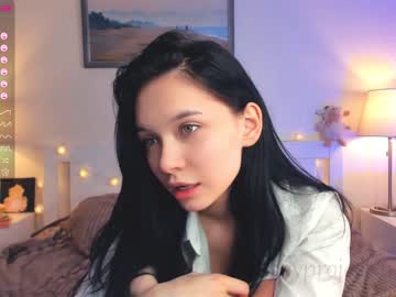 girl cam all day riskyproject image #3729132