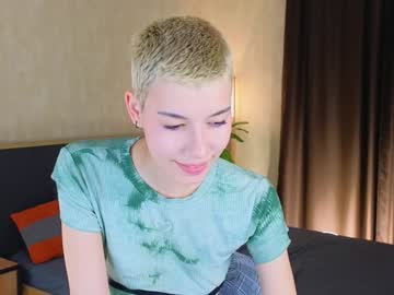 girl cam all day riskyteasse image #8209947